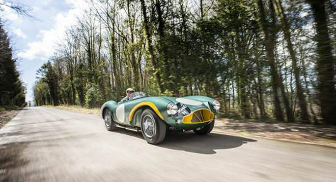 Efsane Aston Martin açık artırmada