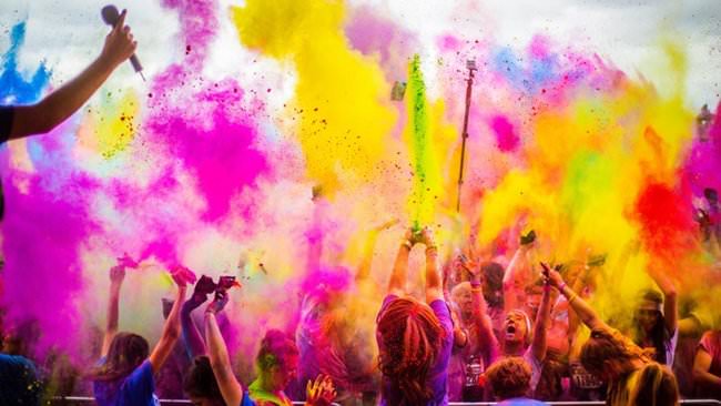 En renkli koşu: Color Run 2016