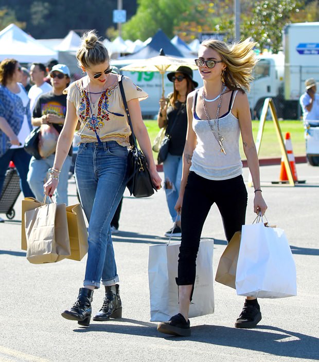 Cara Delevingne ve Amber Heard aşk yaşıyor