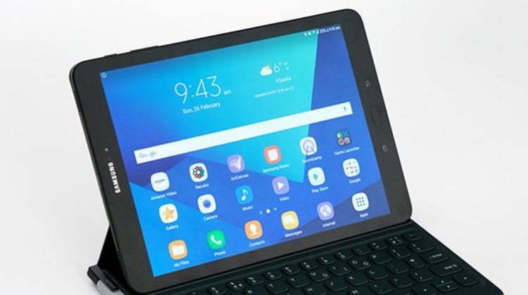 Samsung yeni tabletini tanıttı