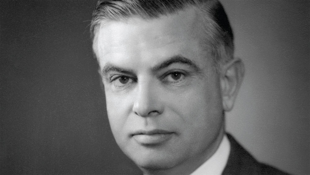 Mart kapıdan baktırır