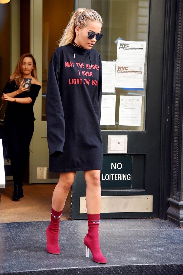 Rita Ora evine panik odası yaptırdı