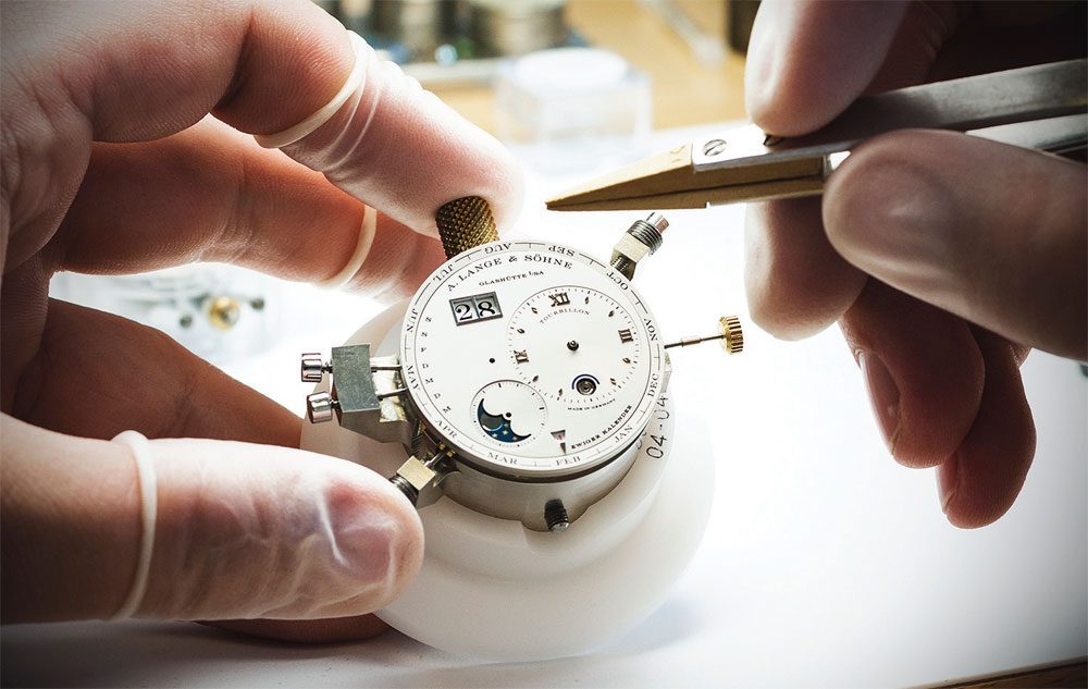 Glashütte efsanesi artık Türkiye'de