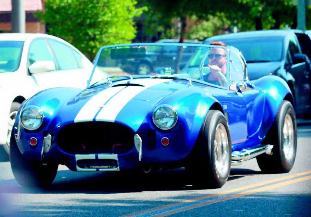 Klasik otomobil tutkunu