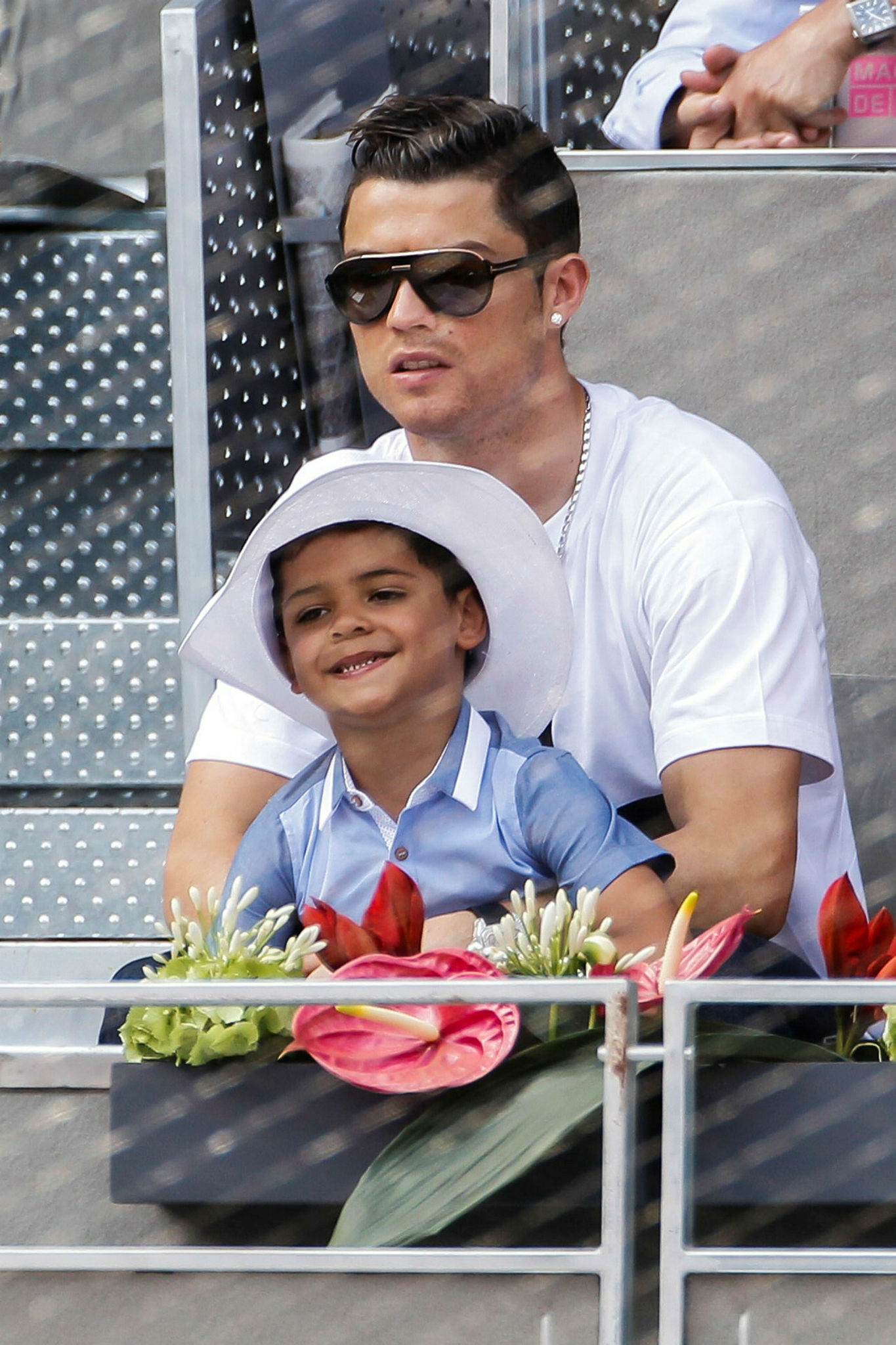 Ronaldo'nun ikiz bebekleri dünyaya geldi