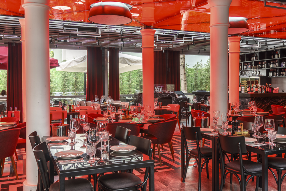 Steakhouse değil,şehir kulübü