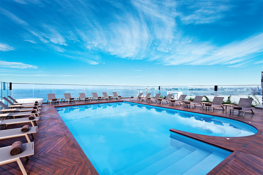 Şehrin göbeğinde serin bir mola