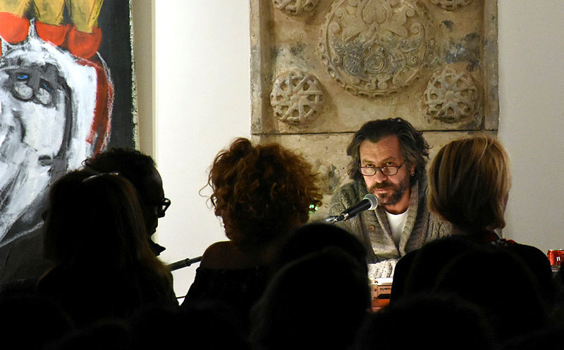 'Dünyanın en güzel kızı' ile ortaya çıktı