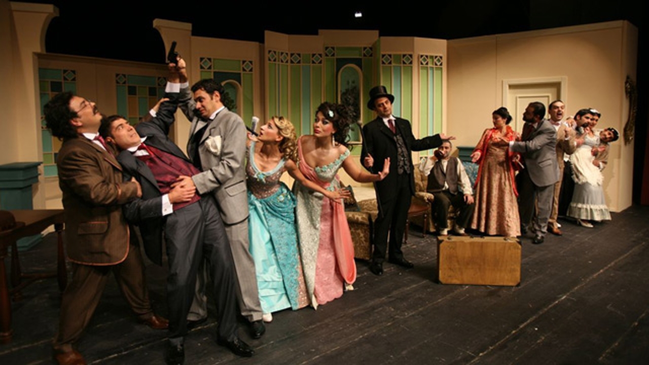 Şehir Tiyatroları'nda bu ay 36 oyun seyirciyle buluşacak