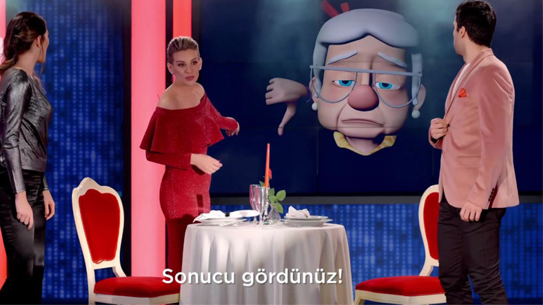 Esra Erol, Black Mirror'a da el attı!