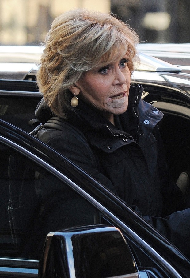 Dudağından tümör alındı