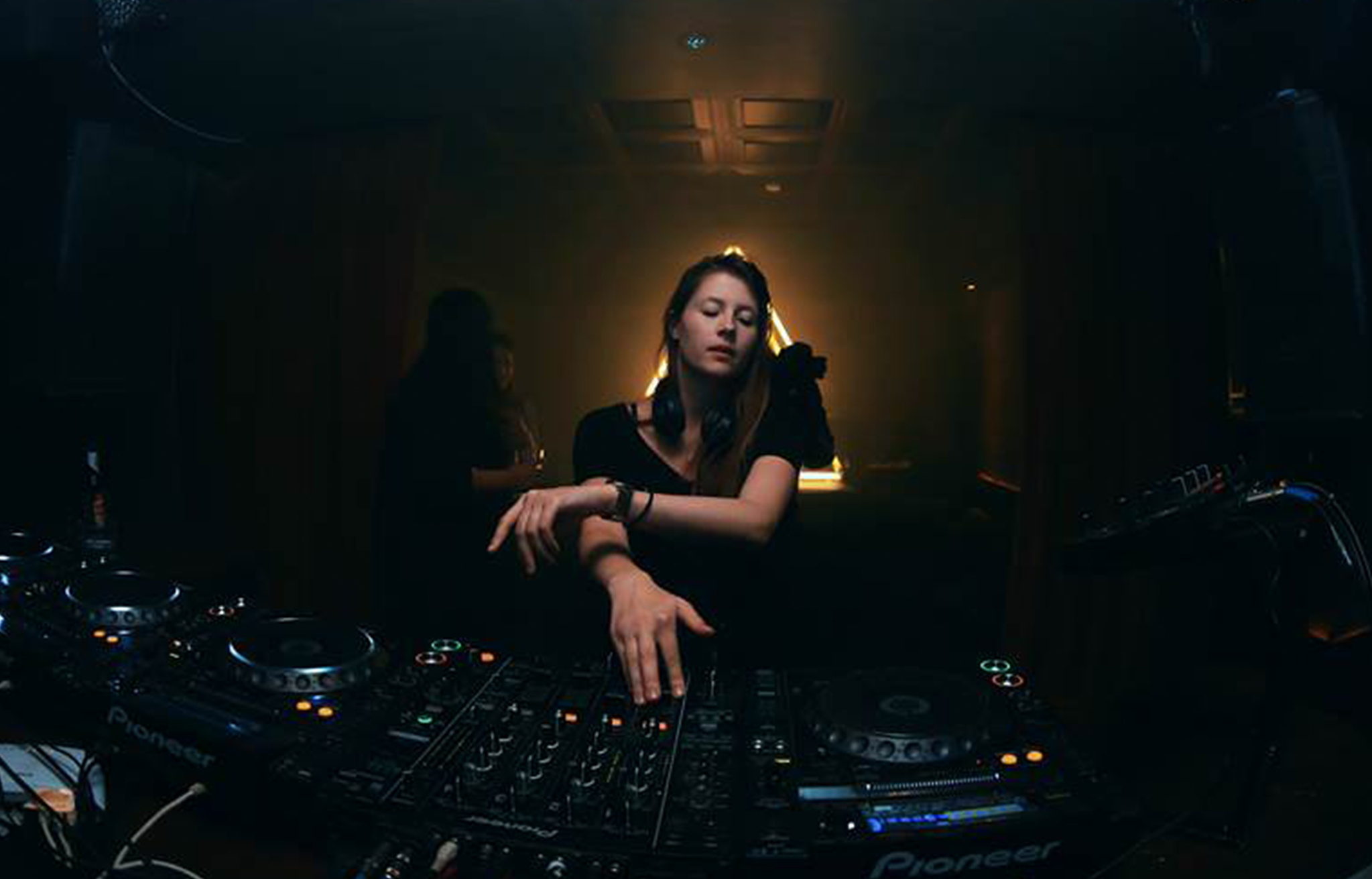 Charlotte de Witte Zorlu'da sahne alacak