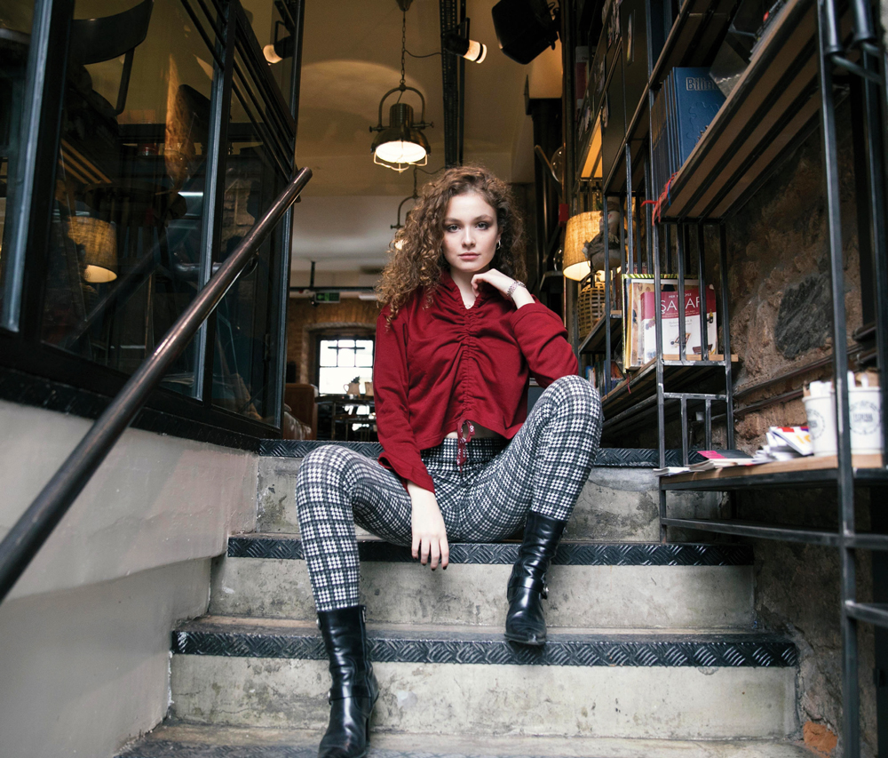 Serra Arıtürk'ün 2018'de yolu açık