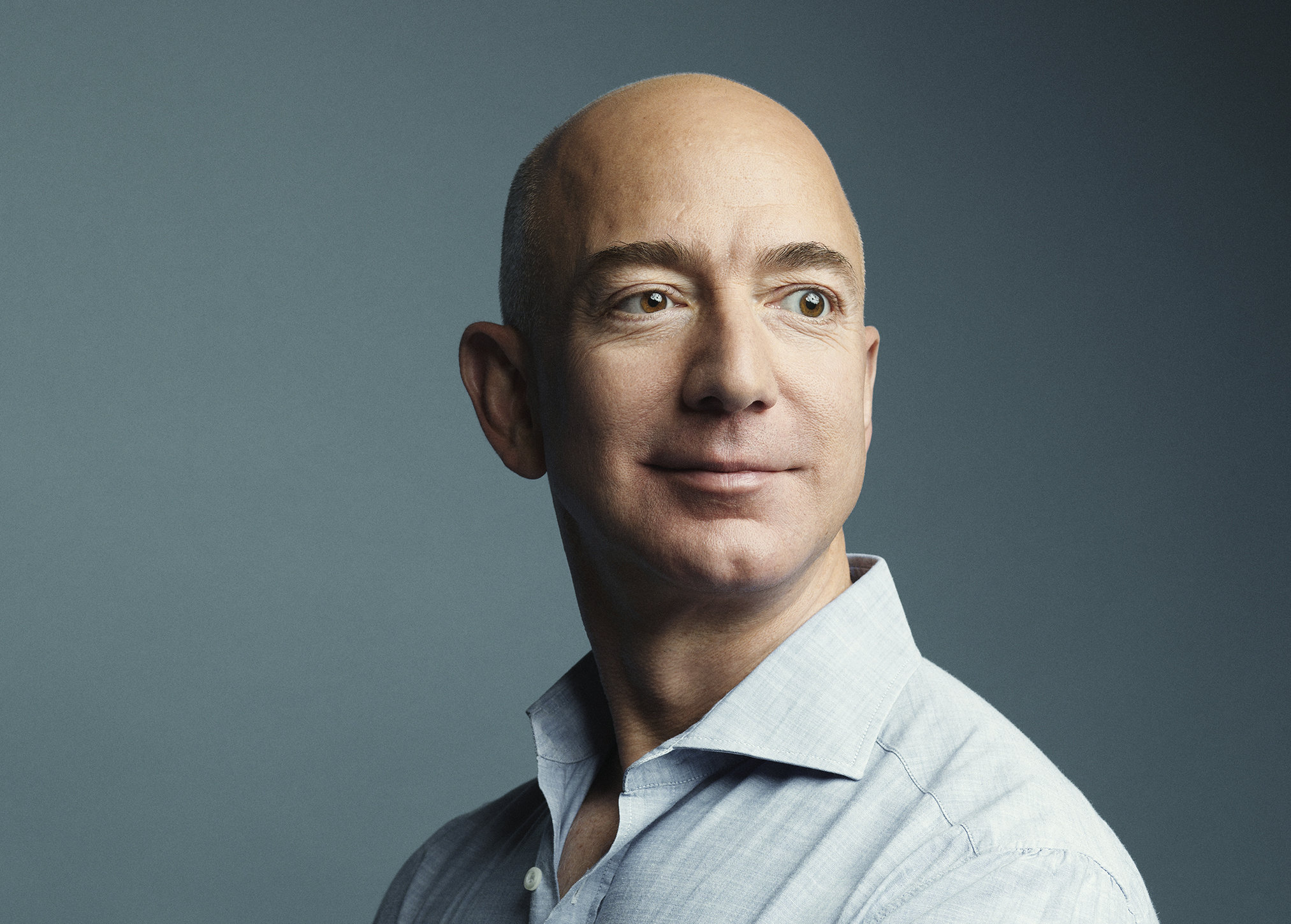 Jeff Bezos'un Amazon'u uçuyor