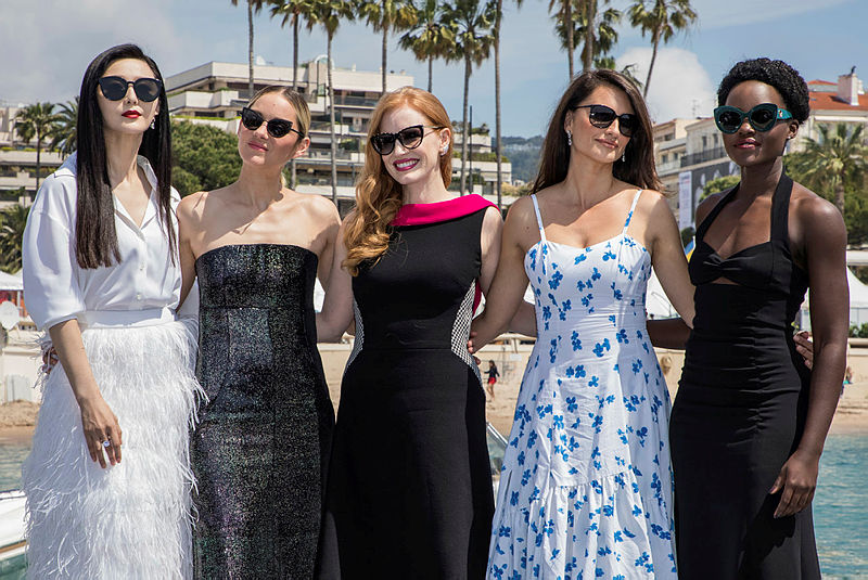 355 filminin ajanları ilk pozu Cannes'da verdi!