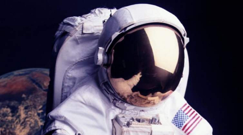 Mobil uygulama ile astronot olmak