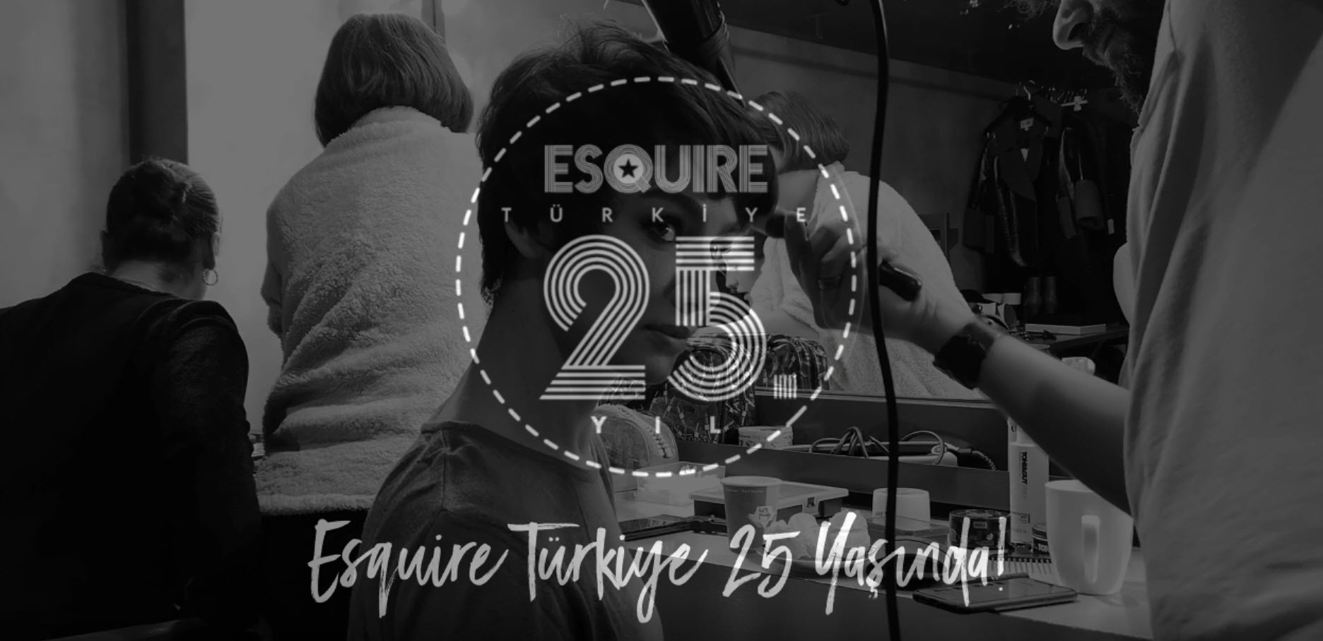 Esquire Türkiye Kasım 2018 - Birce Akalay / 25.yıl özel