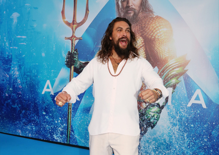 Jason Momoa ve saçları
