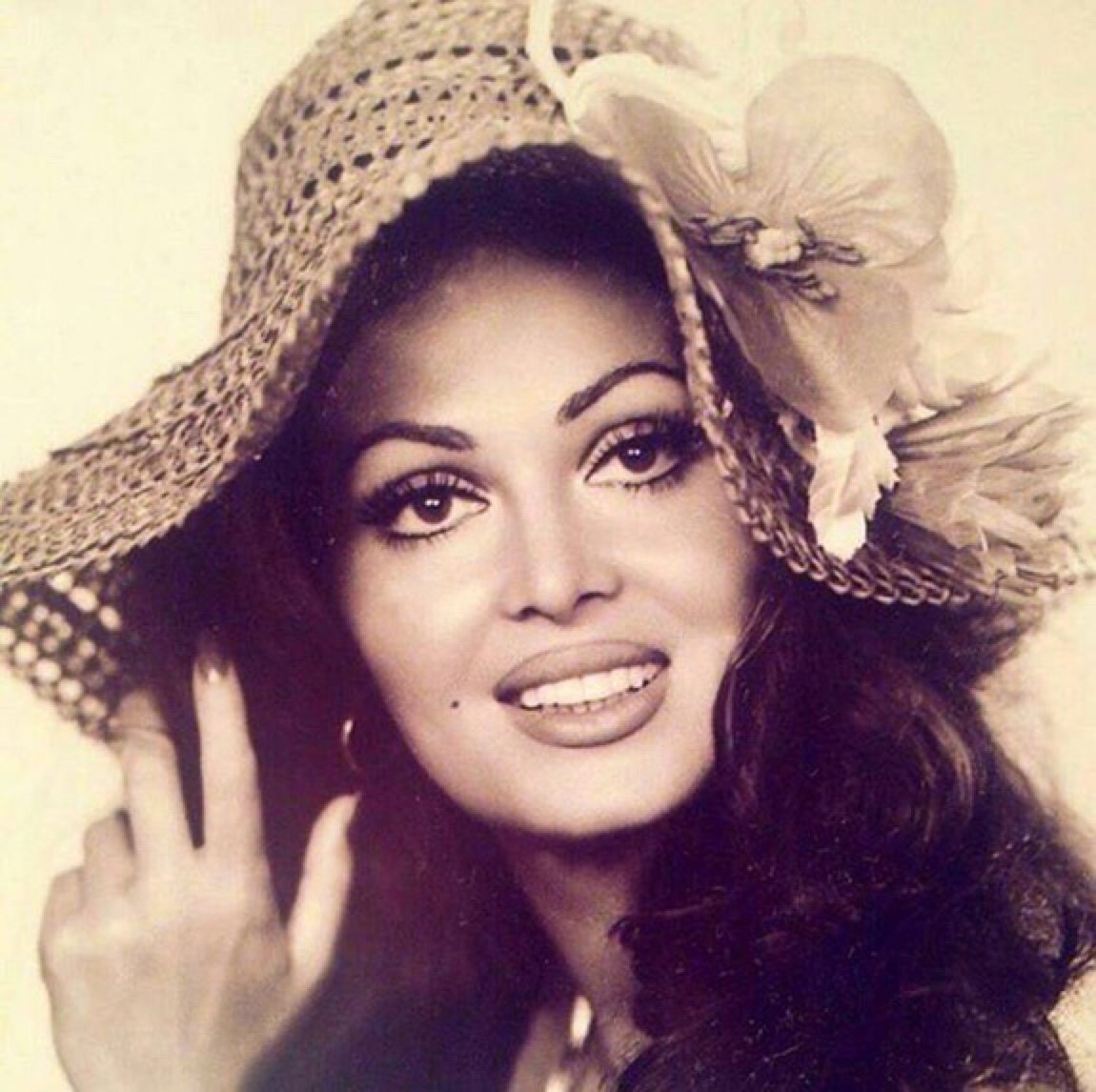 Türkan Şoray oyunculuğu bıraktı