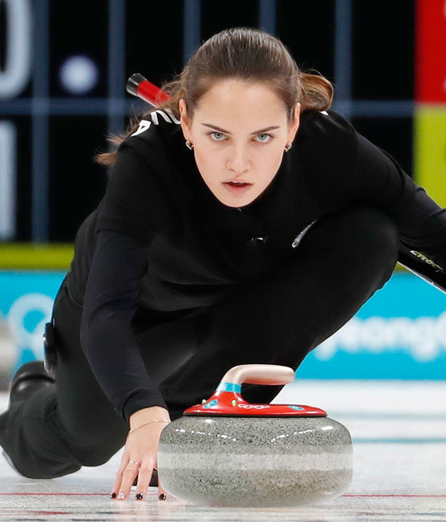 Rus sporcu Anastasia Bryzgalova güzelliği ile büyüledi