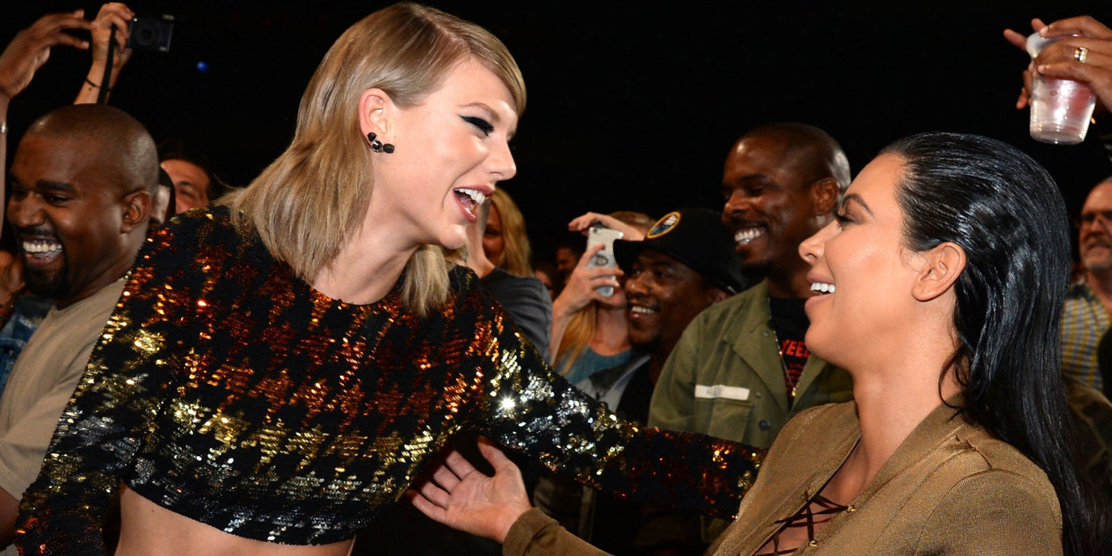 Kim Kardashian'dan Taylor Swift'e hediye!