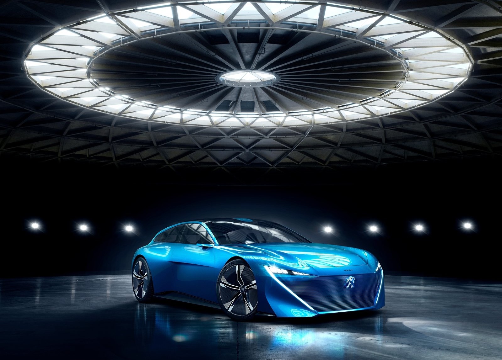 Özgür Ruh Peugeot Instinct Concept