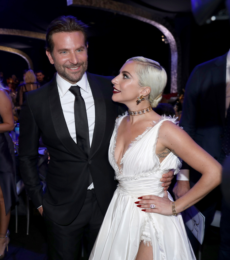 Bradley Cooper ile Lady Gaga'nın düeti