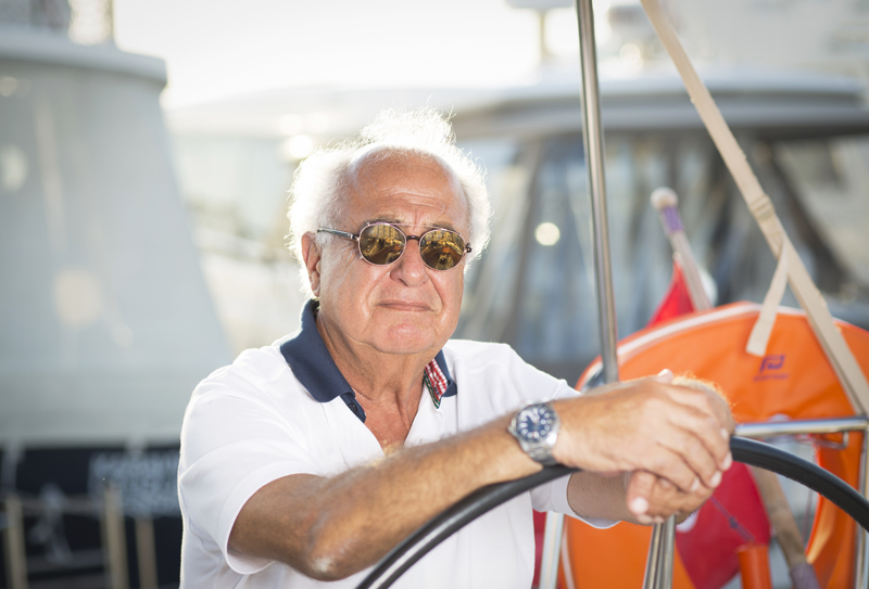 'Mavi' tutkunlarının saat tercihleri: Münci öz 