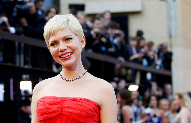 Michelle Williams sessiz sedasız evlendi