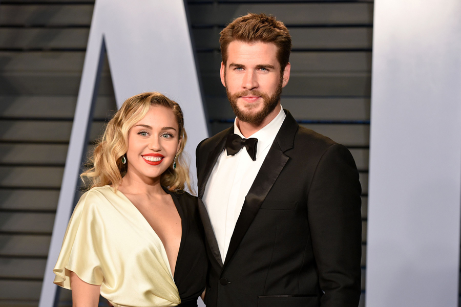 Miley Cyrus ile Liam Hemsworth evlendi