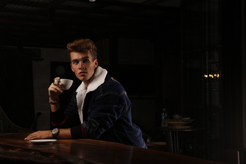 Retro saatler James Dean stiliyle buluştu