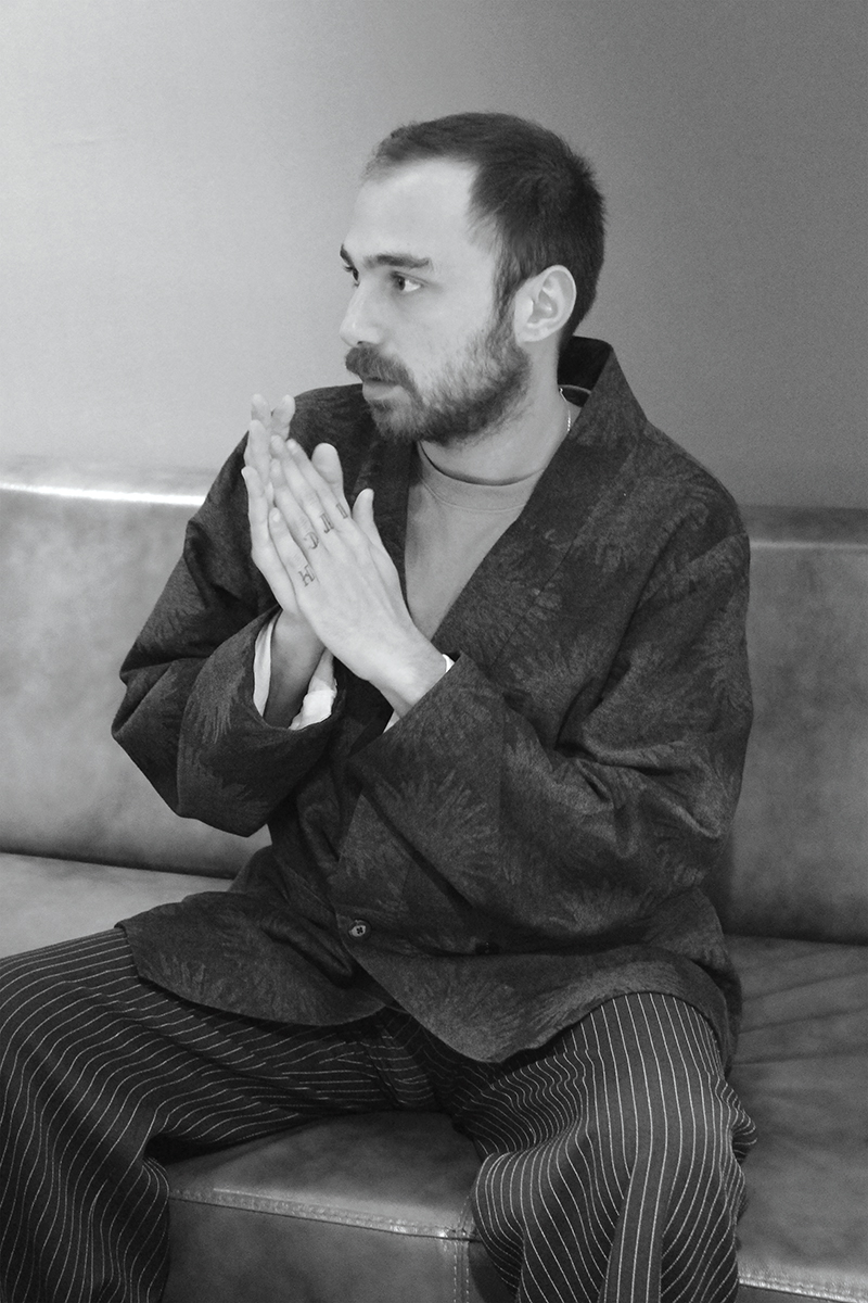 Bu ismi bir yere not edin: Emre Pakel