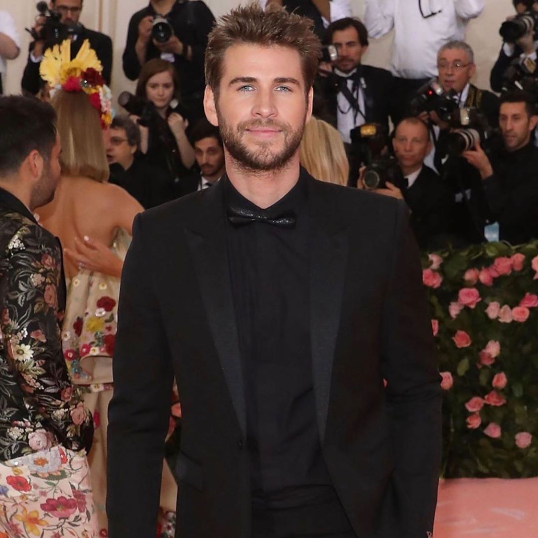 Liam Hemsworth yeni bir diziyle geliyor
