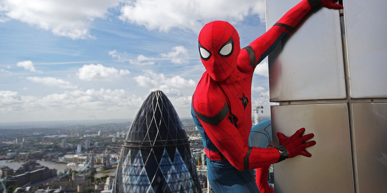 Örümcek Adam Marvel'a veda ediyor