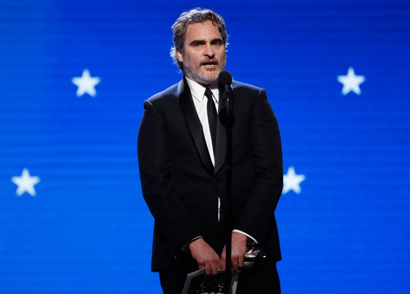 Joaquin Phoenix neden göz altına alındı?