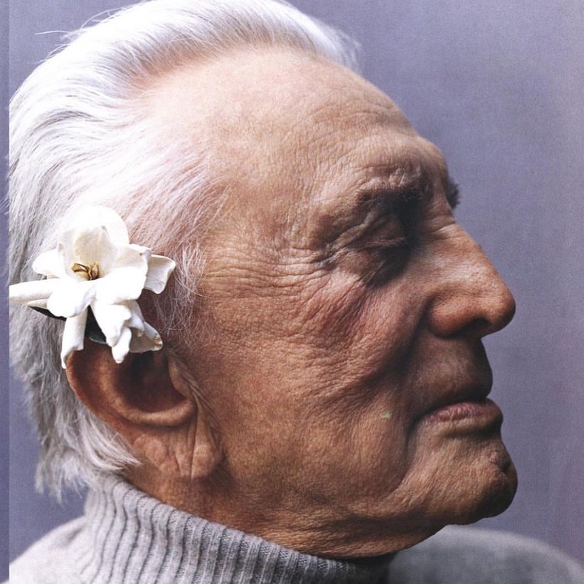 Hollywood efsanesi Kirk Douglas hayatını kaybetti