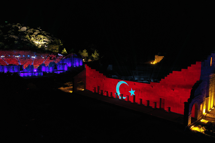 Patara Antik Kenti'nde Büyük Cumhuriyet Konseri düzenlendi