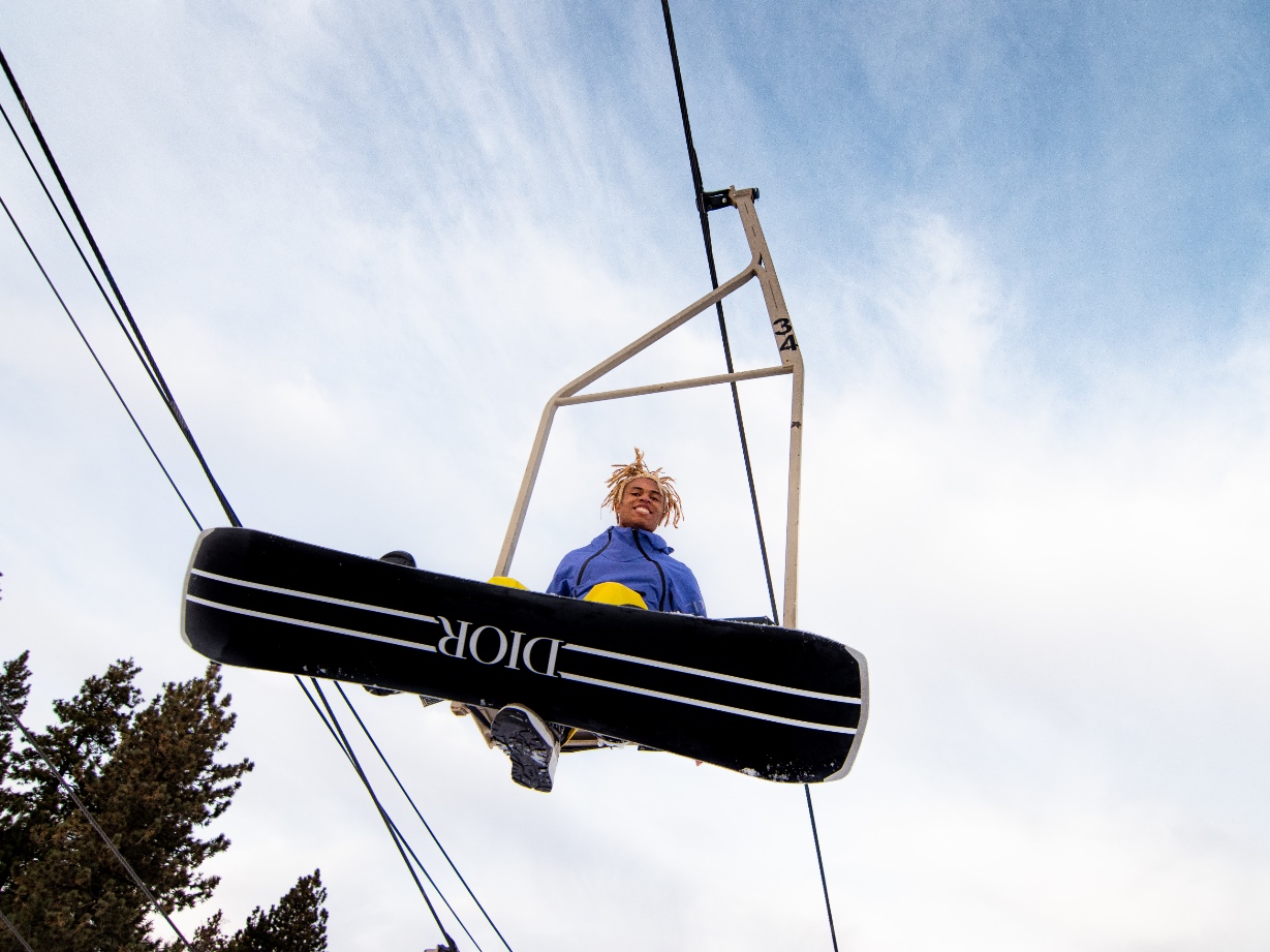 Dior ile Aspen'de kayak kaçamağı: Kailand Morris