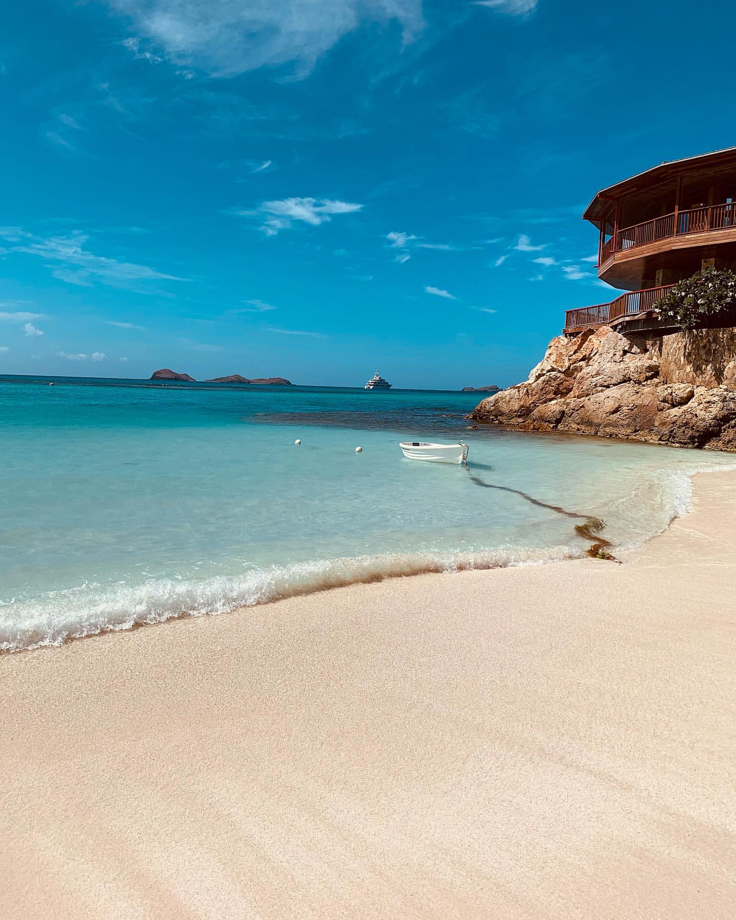 St. Barts'a corona virüs kısıtlaması getirildi