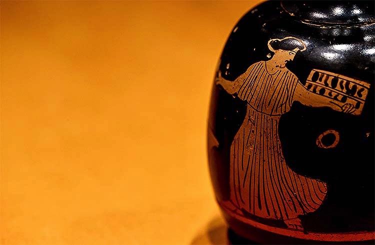 2 bin 600 yıllık 'parfüm şişeleri' ilk kez sergileniyor