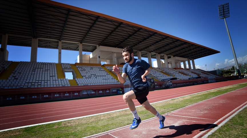 Para milli atlet Gökhan Akın'dan Dubai'de bronz madalya