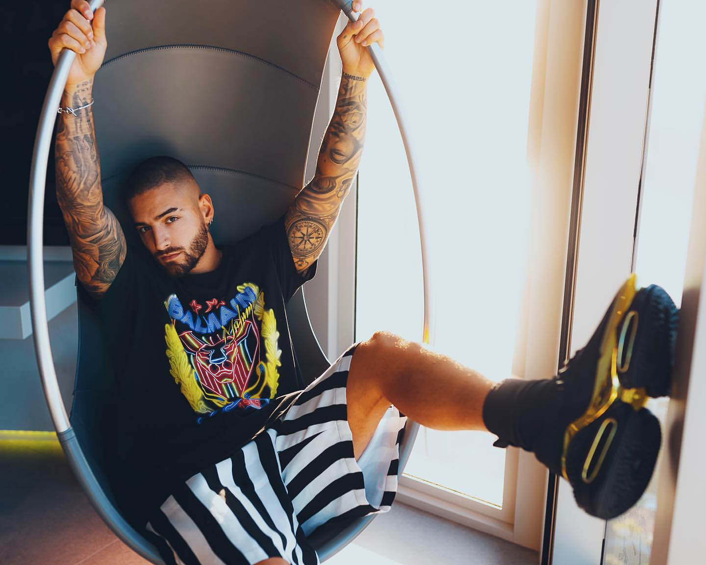 Balmain ile Maluma Özel Bir Koleksiyon Oluşturdu