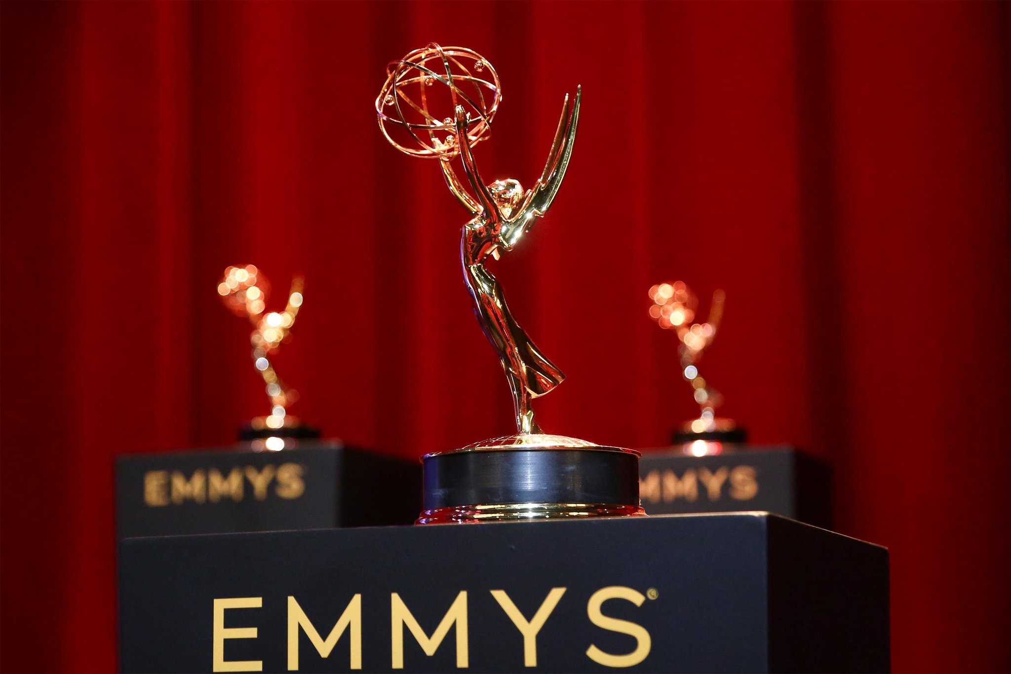 2021 Emmy Ödülleri'nde Kısıtlı Kırmızı Halı