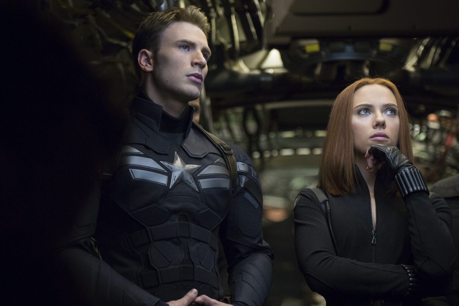 Scarlett Johansson ile Chris Evans 'Ghosted' Filminde Buluşuyor