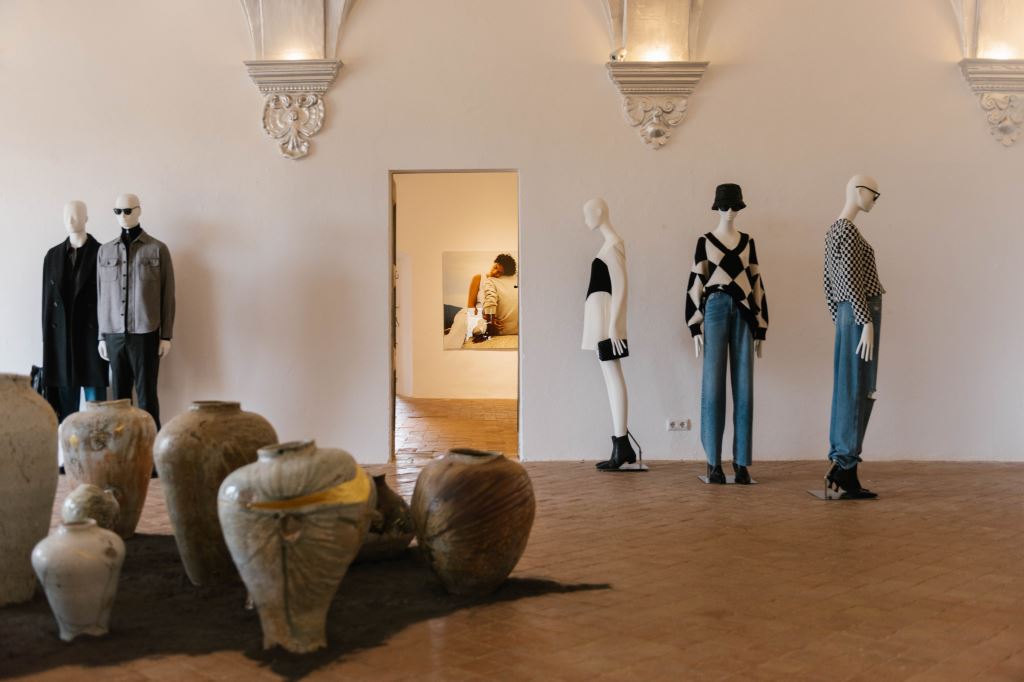 Mango l’Empordà’da yeni Sonbahar/Kış 2021 koleksiyonunu tanıttı