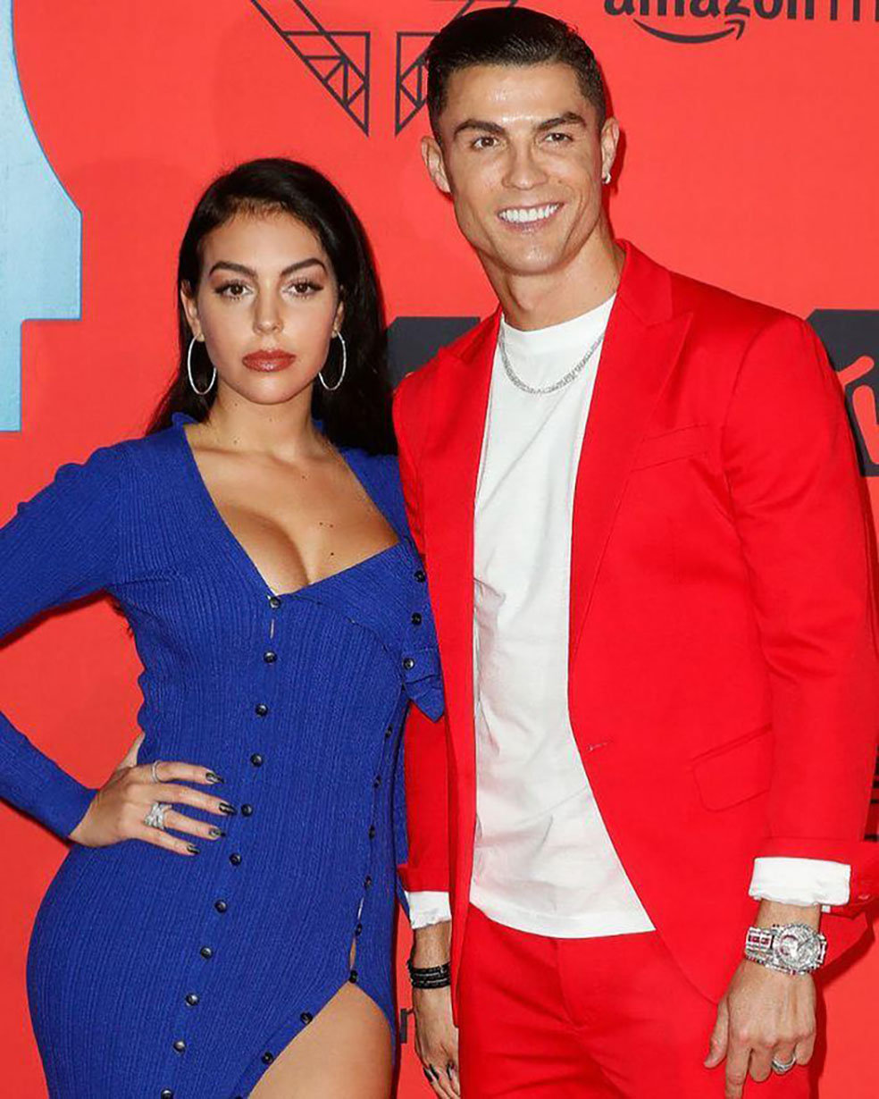 Cristiano Ronaldo ile Georgina Rodriguez İkiz Bebek Bekliyor