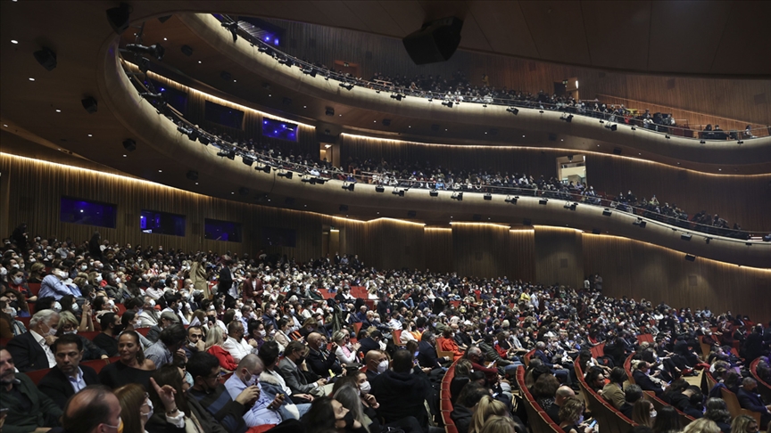 Yenilenen AKM'yi 2 Haftada 100 Bin Kişi Ziyaret Etti