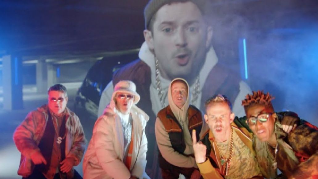 Yüzüklerin Efendisi Ekibi, Filmin 20. Yılına Özel Rap Videosu Çekti!