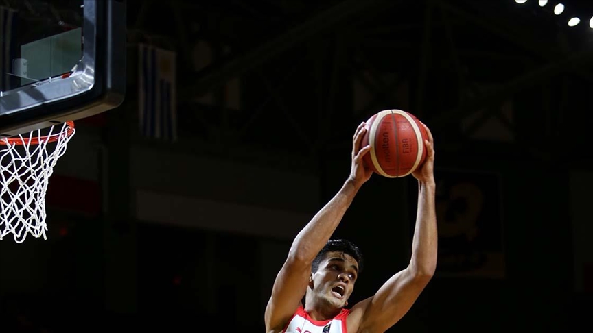 Miami Hea'in galibiyetine Ömer'den 8 sayı, 13 ribauntluk katkı