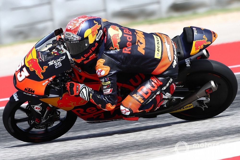 Milli motosikletçi Deniz Öncü 2022'de şampiyonluk hedefiyle 'gaza' basacak